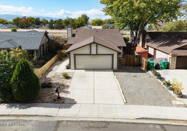 Photo 2 of Single family home for sale at 1651 Topeka Cir, Sparks, NV 89434 | MLS# 260013109 | Listing updated on 2026-10-19