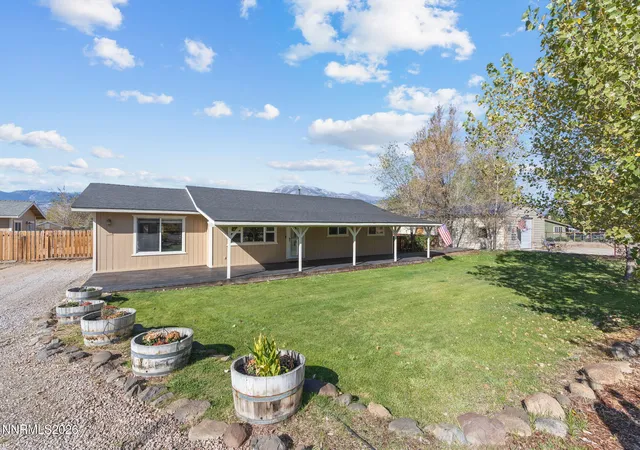Photo 3 of Single family home for sale at 2995 White Pine Dr, Washoe Valley, NV 89704 | MLS# 260013124 | Listing updated on 2026-10-23