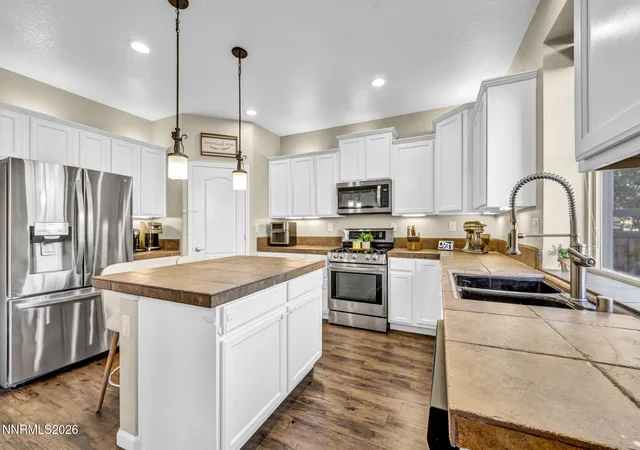 Photo 2 of Single family home for sale at 7239 Foxwood Ln, Sparks, NV 89436 | MLS# 260013117 | Listing updated on 2026-10-16