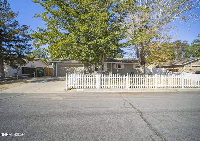 Photo 1 of Single family home for sale at 370 Aspen Way, Fernley, NV 89408 | MLS# 260013165 | Listing updated on 2026-10-28