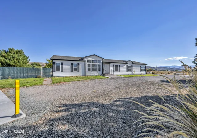 Photo 3 of Manufactured home for sale at 11190 Chesapeake Dr, Reno, NV 89506 | MLS# 260013268 | Listing updated on 2026-10-27