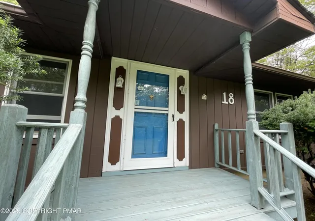 Photo 2 of Manufactured home for sale at 18 Sherman Dr, Tobyhanna, PA 18466 | MLS# PM-145074 | Listing updated on 2026-10-16