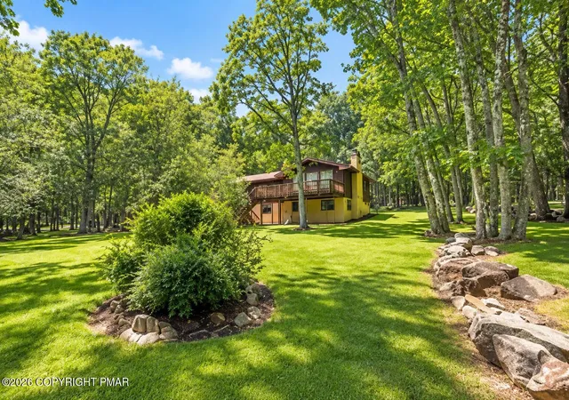 Photo 3 of Sale Pending at 223 Briarwood Dr, Effort, PA 18330 | MLS# PM-142843 | Listing updated on 2026-10-07