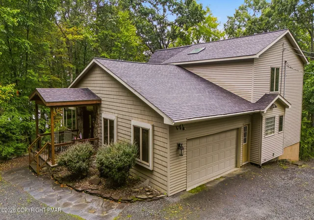 Photo 3 of Single family home for sale at 133 Corral Ln, Lords Valley, PA 18428 | MLS# PM-142957 | Listing updated on 2026-10-20