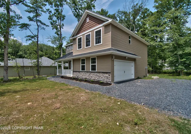 Photo 2 of Single family home for sale at 6255 Franklin Hl Rd, East Stroudsburg, PA 18301 | MLS# PM-144751 | Listing updated on 2026-09-28