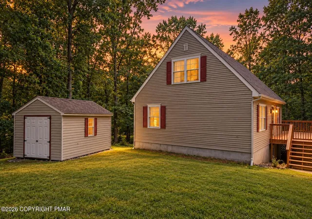Photo 3 of Single family home for sale at 30 Juniper Way, Hawley, PA 18428 | MLS# PM-142935 | Listing updated on 2026-09-20