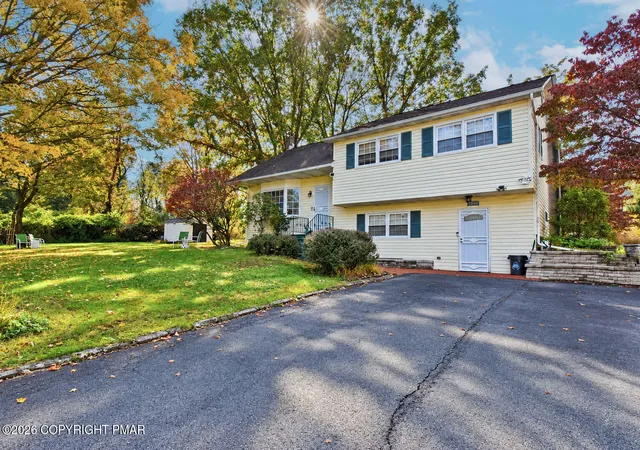 Photo 1 of Single family home for sale at 2095 Pleasant View Dr, Stroudsburg, PA 18360 | MLS# PM-143175 | Listing updated on 2026-10-19