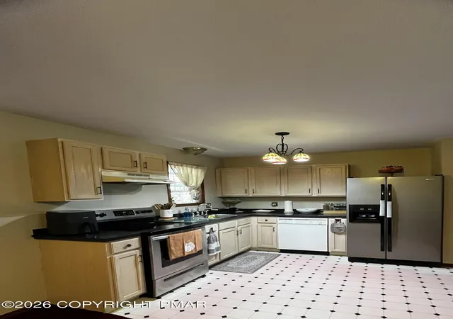 Photo 3 of Single family home for sale at 2444 Winding Way, Tobyhanna, PA 18466 | MLS# PM-143357 | Listing updated on 2026-10-20