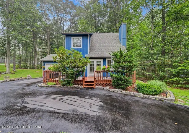 Photo 3 of Single family home for sale at 3123 Lewis Crown Dr, Tobyhanna, PA 18466 | MLS# PM-145683 | Listing updated on 2026-10-19