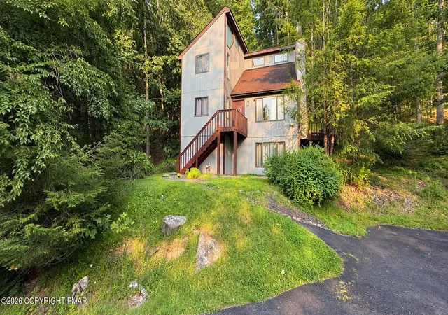 Photo 1 of Single family home for sale at 6271 Decker Rd, Bushkill, PA 18324 | MLS# PM-143509 | Listing updated on 2026-09-30