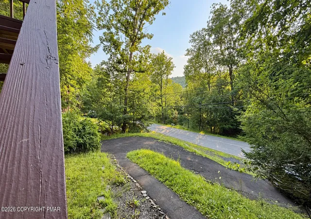 Photo 3 of Single family home for sale at 6271 Decker Rd, Bushkill, PA 18324 | MLS# PM-143509 | Listing updated on 2026-09-30