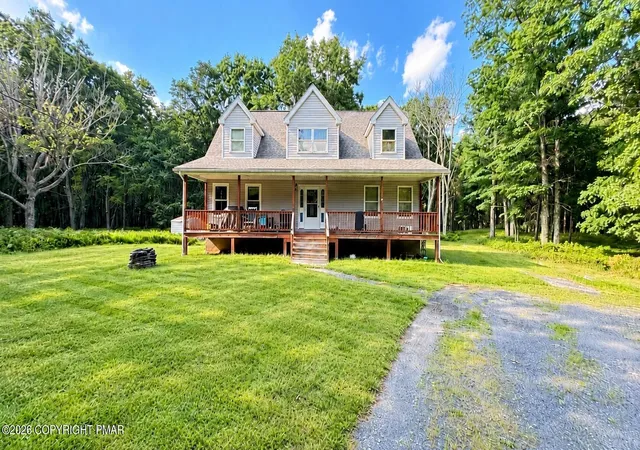 Photo 1 of Single family home for sale at 1115 Snowshoe Ct, Bushkill, PA 18324 | MLS# PM-144051 | Listing updated on 2026-10-02