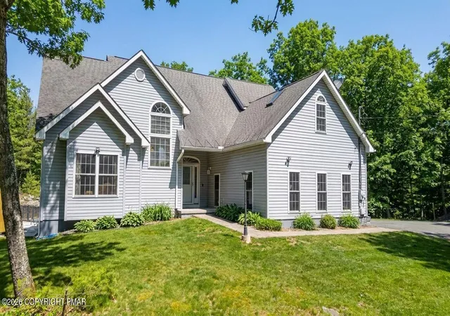 Photo 1 of Single family home for sale at 162 Oak Ridge Dr, Milford, PA 18337 | MLS# PM-144056 | Listing updated on 2026-09-03
