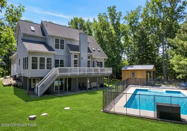 Photo 3 of Single family home for sale at 162 Oak Ridge Dr, Milford, PA 18337 | MLS# PM-144056 | Listing updated on 2026-09-03