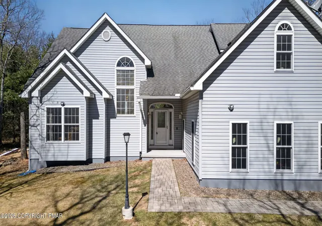 Photo 47 of Single family home for sale at 162 Oak Ridge Dr, Milford, PA 18337 | MLS# PM-144056 | Listing updated on 2026-09-03