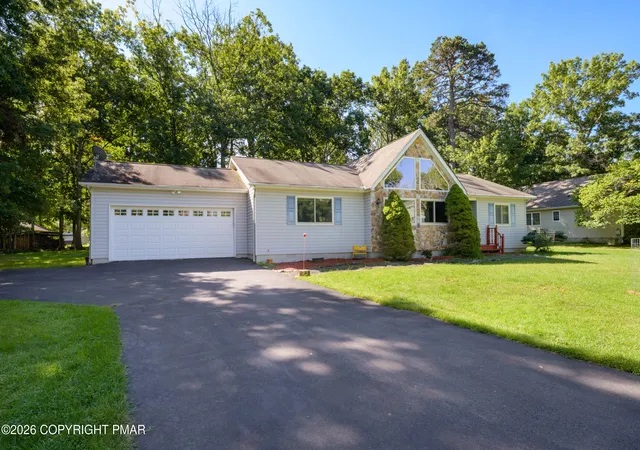 Photo 2 of Single family home for sale at 513 Gandolf Rd, Tamiment, PA 18371 | MLS# PM-144117 | Listing updated on 2026-09-17