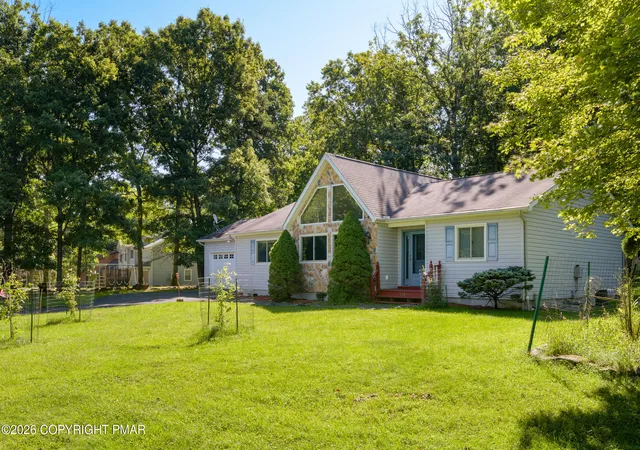 Photo 3 of Single family home for sale at 513 Gandolf Rd, Tamiment, PA 18371 | MLS# PM-144117 | Listing updated on 2026-09-17
