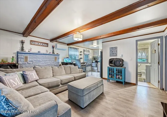 Photo 4 of Sale Pending at 261 Wynding Way, Bushkill, PA 18324 | MLS# PM-144443 | Listing updated on 2026-09-28
