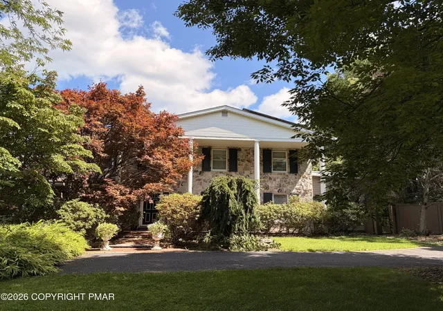 Photo 1 of Single family home for sale at 164 Chestnut Oak Dr, Tannersville, PA 18372 | MLS# PM-144440 | Listing updated on 2026-09-06