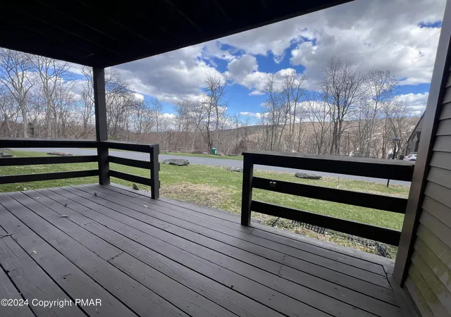 Photo 2 of Townhouse for sale at 41 D Skyview Dr, East Stroudsburg, PA 18302 | MLS# PM-144381 | Listing updated on 2026-09-14