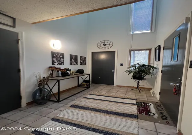 Photo 3 of Townhouse for sale at 41 D Skyview Dr, East Stroudsburg, PA 18302 | MLS# PM-144381 | Listing updated on 2026-09-14
