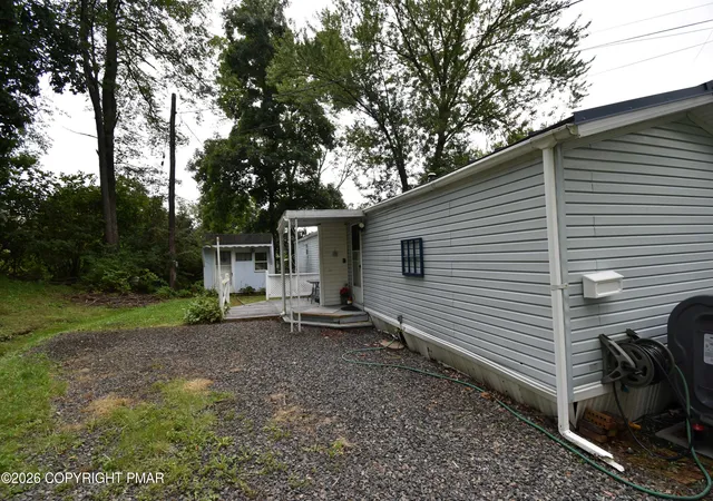 Photo 4 of Manufactured home for sale at 230 Baabe Ln # LT19, Stroudsburg, PA 18360 | MLS# PM-144424 | Listing updated on 2026-09-02