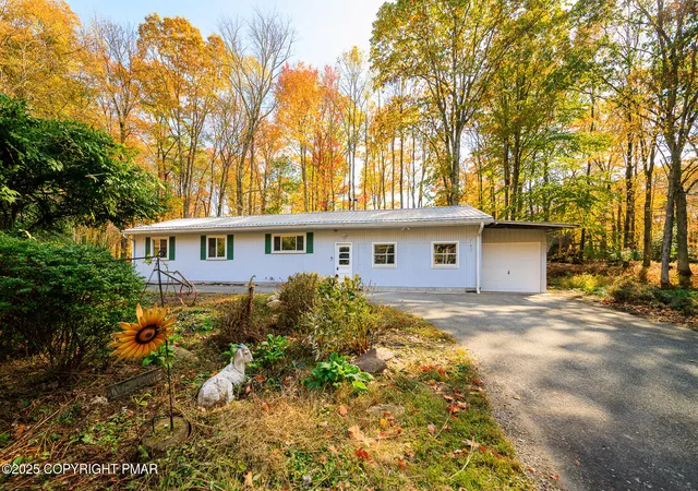 Photo 3 of Single family home for sale at 4183 Paper Birch Ln, White Haven, PA 18661 | MLS# PM-144458 | Listing updated on 2026-09-18
