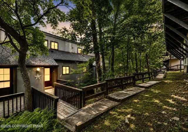 Photo 2 of Townhouse for sale at 138 Cross Country Ln, Tannersville, PA 18372 | MLS# PM-144434 | Listing updated on 2026-09-05
