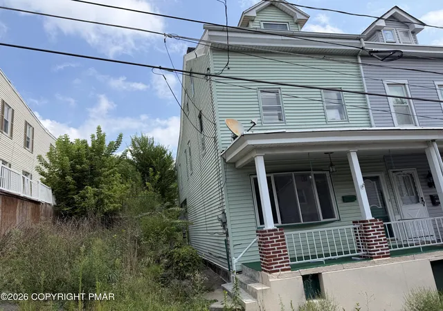 Photo 13 of Townhouse for sale at 202 N 9th Street, Pottsville, PA 17901 | MLS# PM-144560 | Listing updated on 2026-09-08