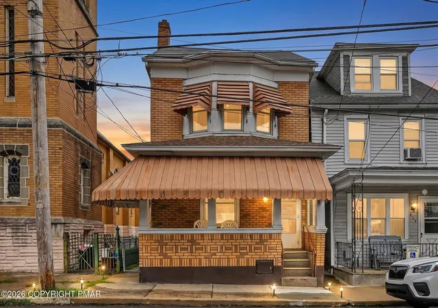 Photo 2 of Single family home for sale at 221 N Mill St, Saint Clair, PA 17970 | MLS# PM-144466 | Listing updated on 2026-09-04