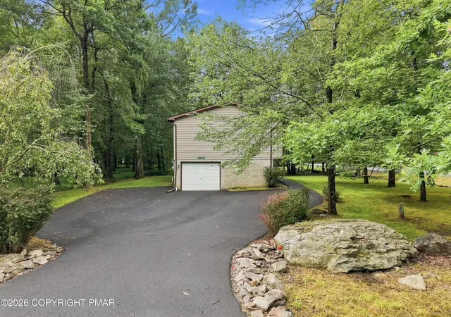 Photo 3 of Sale Pending at 104 Noble Ln, East Stroudsburg, PA 18301 | MLS# PM-144496 | Listing updated on 2026-09-15