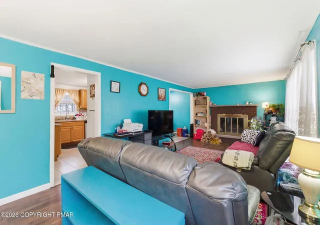 Photo 3 of Single family home for sale at 1847 Shadyside Dr, Tobyhanna, PA 18466 | MLS# PM-144513 | Listing updated on 2026-10-11
