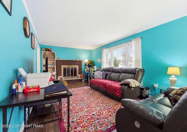 Photo 4 of Single family home for sale at 1847 Shadyside Dr, Tobyhanna, PA 18466 | MLS# PM-144513 | Listing updated on 2026-10-11