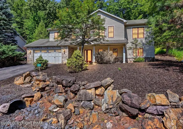 Photo 2 of Single family home for sale at 10 Bluestone Ct, Lake Harmony, PA 18624 | MLS# PM-144514 | Listing updated on 2026-09-05