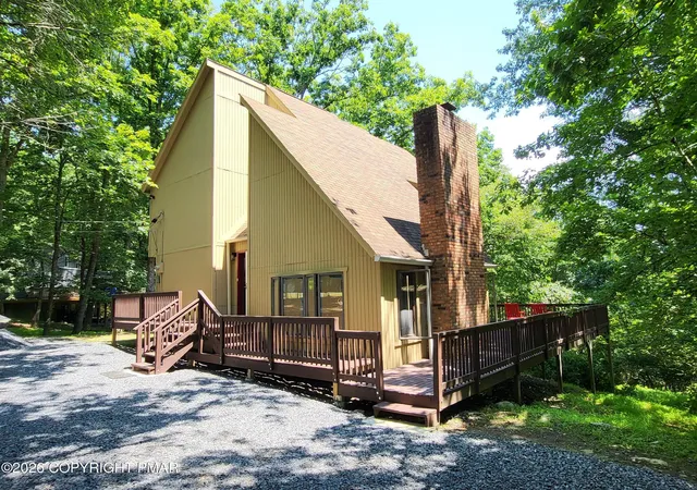 Photo 1 of Sale Pending at 548 Clubhouse Dr, East Stroudsburg, PA 18302 | MLS# PM-144493 | Listing updated on 2026-09-16