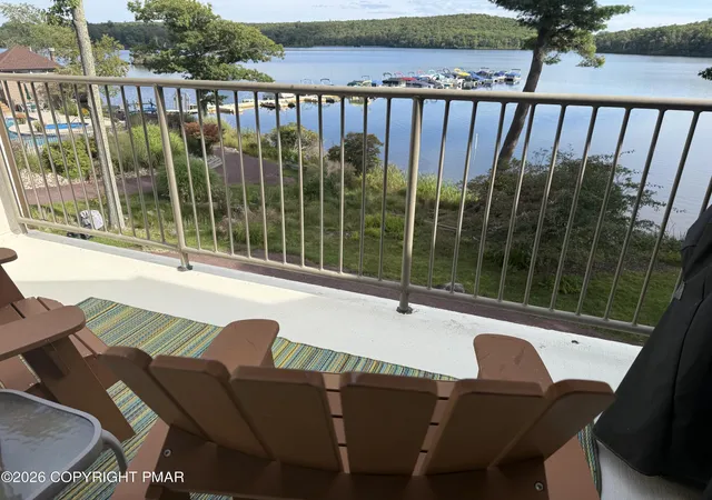 Photo 4 of Condo for sale at 41 Midlake Dr # 302F, Lake Harmony, PA 18624 | MLS# PM-144577 | Listing updated on 2026-09-09