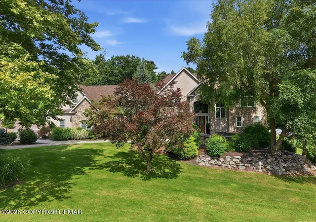Photo 3 of Sale Pending at 150 Kettle Ridge Dr, Stroudsburg, PA 18360 | MLS# PM-144553 | Listing updated on 2026-09-27