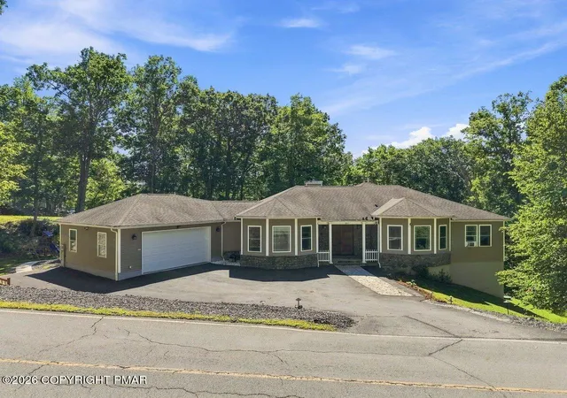 Photo 3 of Single family home for sale at 1007 Hampstead Rd, Bushkill, PA 18324 | MLS# PM-144609 | Listing updated on 2026-10-07