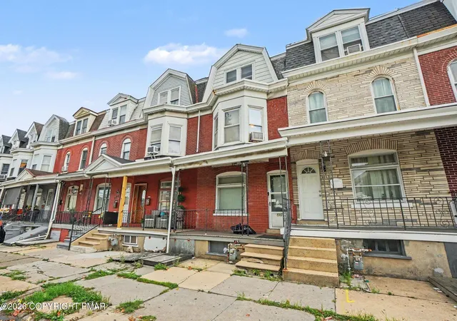 Photo 3 of Single family home for sale at 528 N 15th Street, Allentown, PA 18102 | MLS# PM-144628 | Listing updated on 2026-09-17
