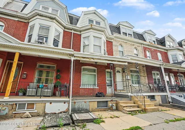 Photo 3 of Single family home for sale at 528 N 15th Street, Allentown, PA 18102 | MLS# PM-144628 | Listing updated on 2026-09-17