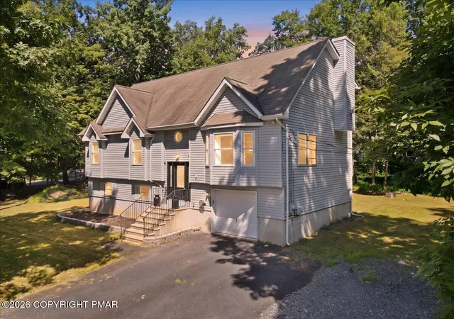 Photo 2 of Sale Pending at 12326 Havenwood Dr, East Stroudsburg, PA 18302 | MLS# PM-144618 | Listing updated on 2026-09-16
