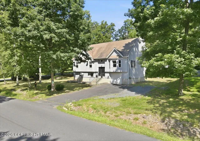 Photo 3 of Sale Pending at 12326 Havenwood Dr, East Stroudsburg, PA 18302 | MLS# PM-144618 | Listing updated on 2026-09-16