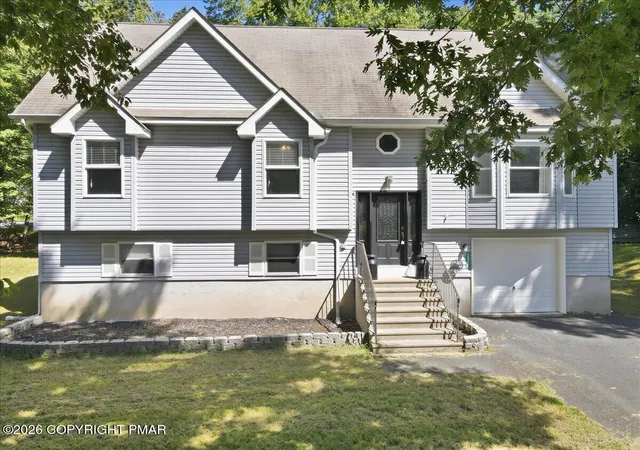 Photo 3 of Sale Pending at 12326 Havenwood Dr, East Stroudsburg, PA 18302 | MLS# PM-144618 | Listing updated on 2026-09-16