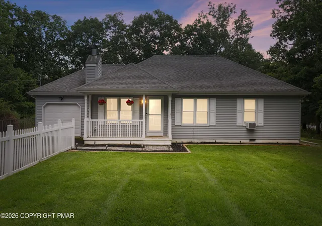 Single family home for sale at 7 Flagstone Ln, East Stroudsburg, PA 18302 | MLS# PM-144565