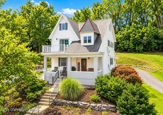 Photo 3 of Single family home for sale at 5525 Lehigh Ave, Whitehall, PA 18052 | MLS# PM-144576 | Listing updated on 2026-09-11