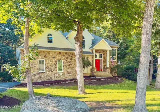 Photo 3 of Sale Pending at 291 Fringe Dr, East Stroudsburg, PA 18302 | MLS# PM-144622 | Listing updated on 2026-10-01