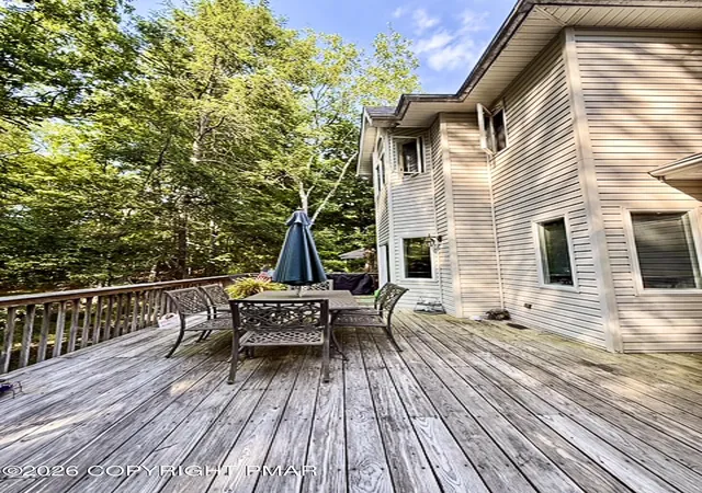 Photo 4 of Sale Pending at 291 Fringe Dr, East Stroudsburg, PA 18302 | MLS# PM-144622 | Listing updated on 2026-10-01