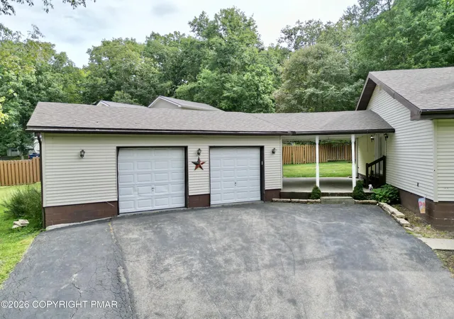 Photo 3 of Sale Pending at 126 Lilac Dr, East Stroudsburg, PA 18301 | MLS# PM-144575 | Listing updated on 2026-09-15