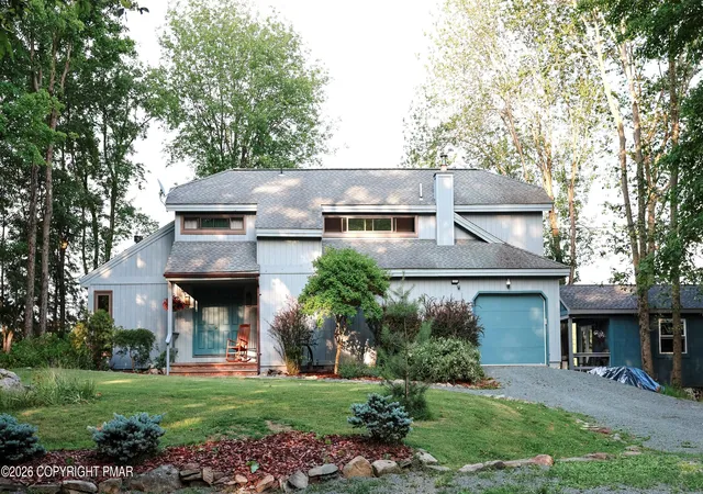 Single family home for sale at 136 Birch Ledge Rd, Canadensis, PA 18325 | MLS# PM-144913