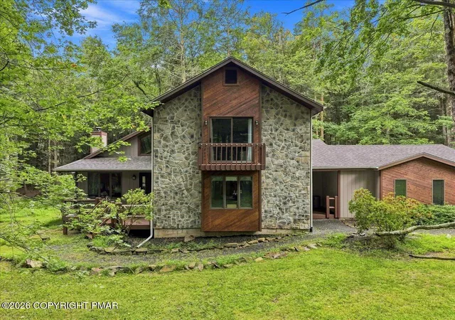 Photo 1 of Single family home for sale at 184 Sir Bradford Rd, Pocono Lake, PA 18347 | MLS# PM-144677 | Listing updated on 2026-09-11